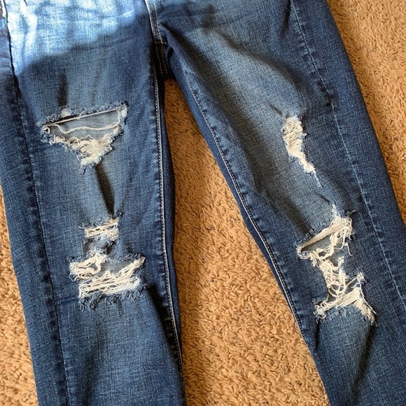 American Eagle Jeans - Picture 4 of 6